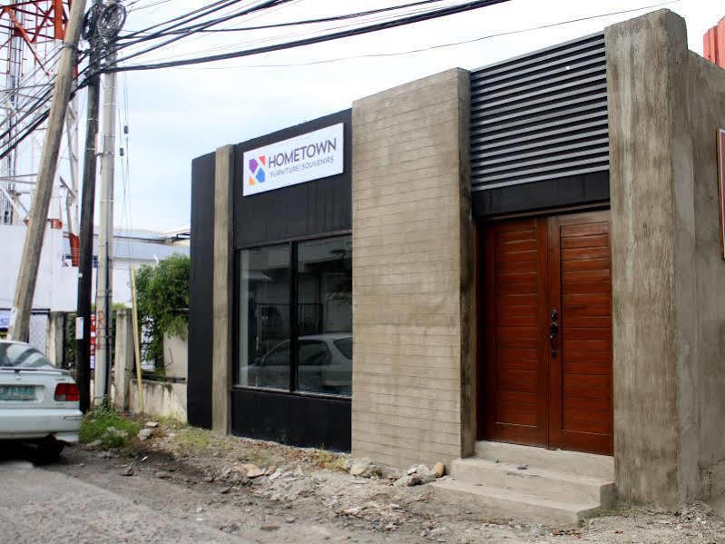 Hometown Hotel - Lacson Bacolod Esterno foto